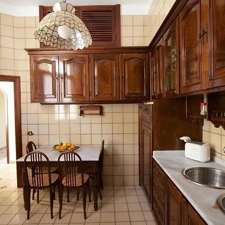 Sine Tempore Apartment